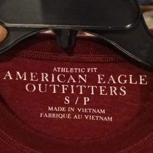 AMERICAN EAGLE burgundy long sleeve pullover Size Small Petite